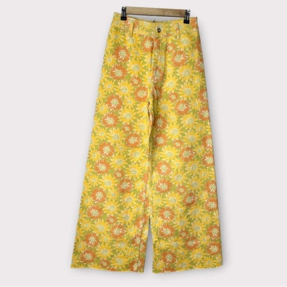Zara wide leg retro 70’s floral print jean